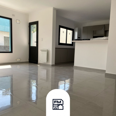 Departamento de 1° calidad en Constitución 1000, 60m², 1 baño, cochera