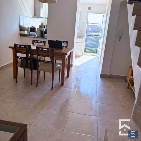Departamento en Venta Arenales 600, 70m², 2 dorm, 2 baños, con garage