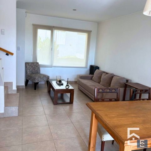 Departamento en Venta Arenales 600, 70m², 2 dorm, 2 baños, con garage