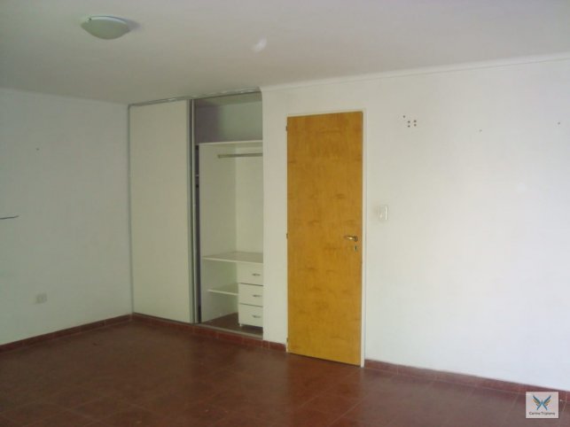 Depto 1 dorm, 45m² en planta alta — Arana 1500