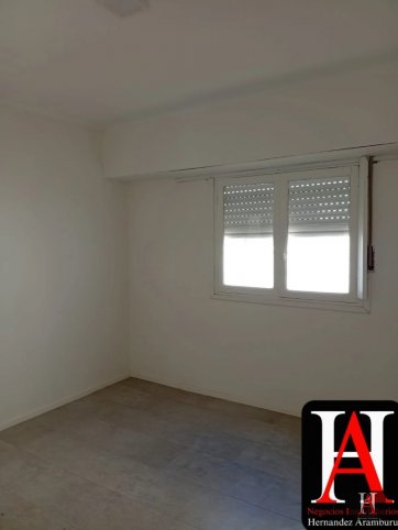 Casa 2 dorm, 135m² con garage — Antártida Argentina