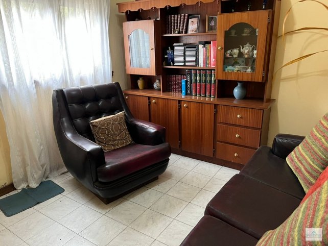Casa en Venta 2 dorm, 2 baños, Garaje — 11 de Septiembre y Garibaldi