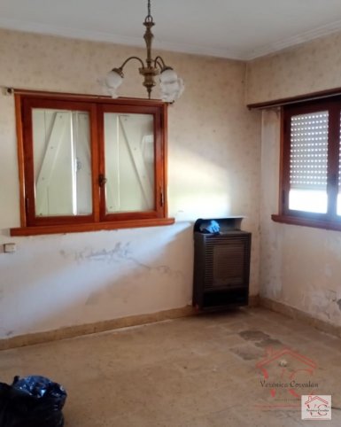 Casa en venta, 2 dorm, 1 baño, Estrada 160