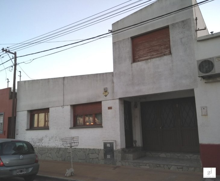 Casa 3 dorm, 130m² en muy buen estado — Bereterbide