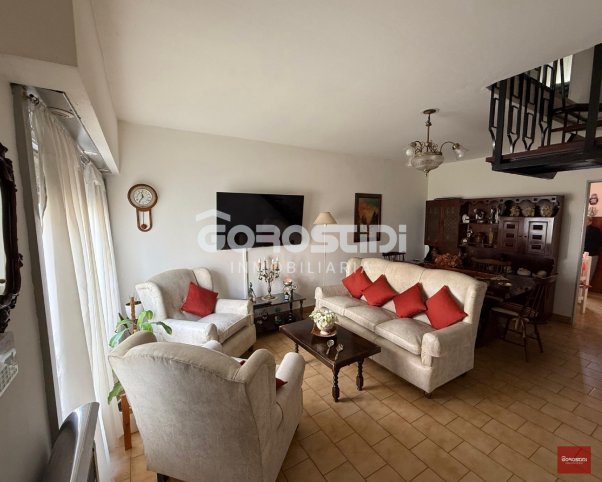 Casa en Venta en Barrio Terminal, 2 dorm, 1 baño