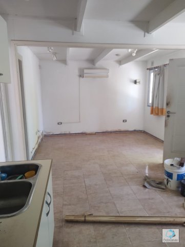 Casa en venta 4 amb, 70m² con garage — Cacharí