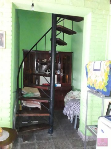 Casa 1 dorm, 60m² con quincho y garage para 2 autos