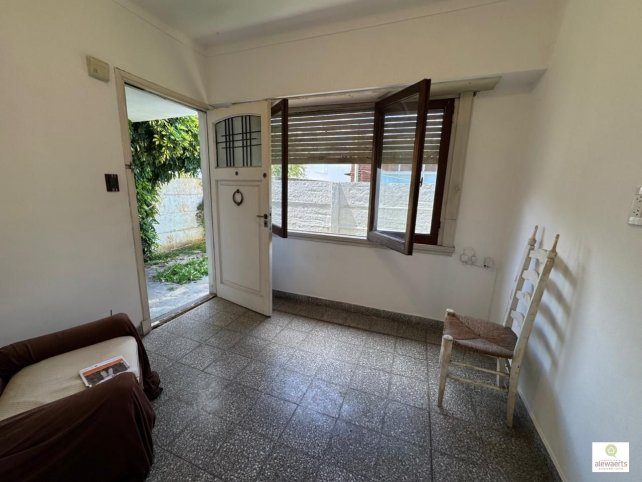 Casa 2 dorm, 70m² en SEMI CENTRO, apta crédito