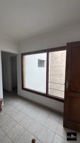 Depto 2 dorm, 65m² en Constitución al 200 — Cochera