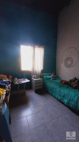 Casa en Las Ampolas 1800, 3 dorm, 1 baño, garage