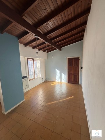 Depto 1 dorm en primer piso — 25 de Mayo