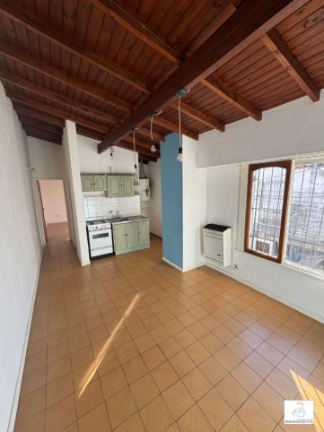 Depto 1 dorm en primer piso — 25 de Mayo