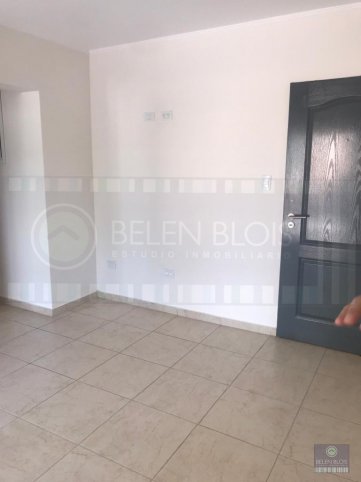 Depto 1 dorm, 50m² en 1er piso con cochera — Moreno al 1200