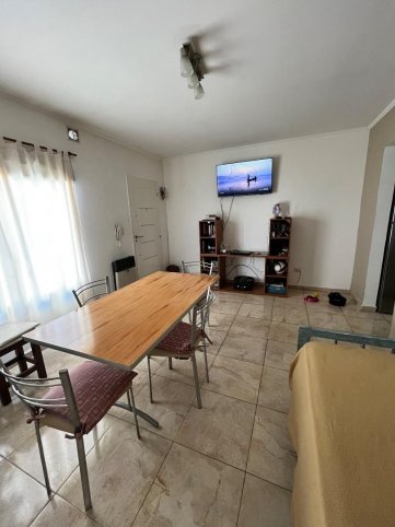 Depto 1 dorm, 48m² en planta baja — Cuba 973