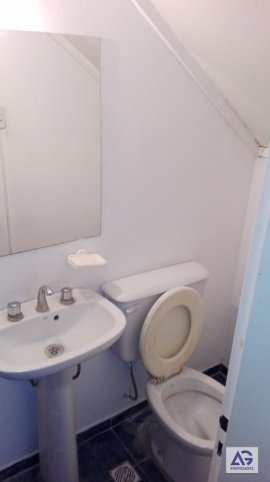 Depto 2 dorm, 75m² con cochera — Roca 946