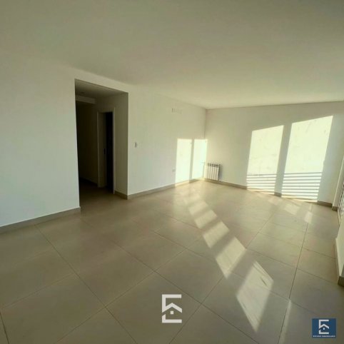 Depto 2 dorm, 55m² con cochera y ascensor — Chacabuco 800