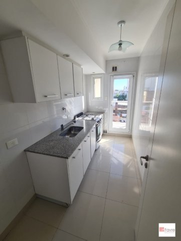 Depto 2 dorm, 80m² con cochera y ascensor — Belgrano
