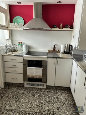 Depto 3 dorm, m² con cochera — Centro