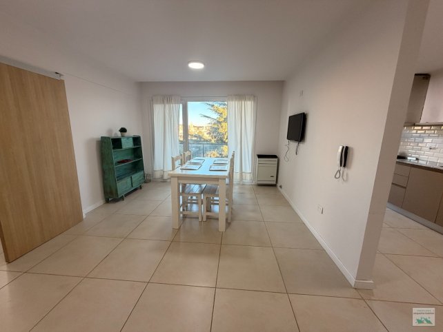 Depto 2 dorm, 70m² en edificio nuevo — Av. Del Valle