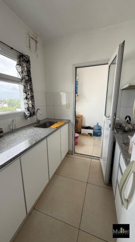Depto 2 dorm, 95m² en Avenida Falucho — 3er piso con cochera