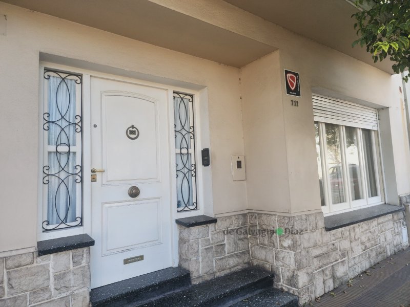 Casa en Arana 712, 108m², 2 dorm, 2 baños, sin cochera