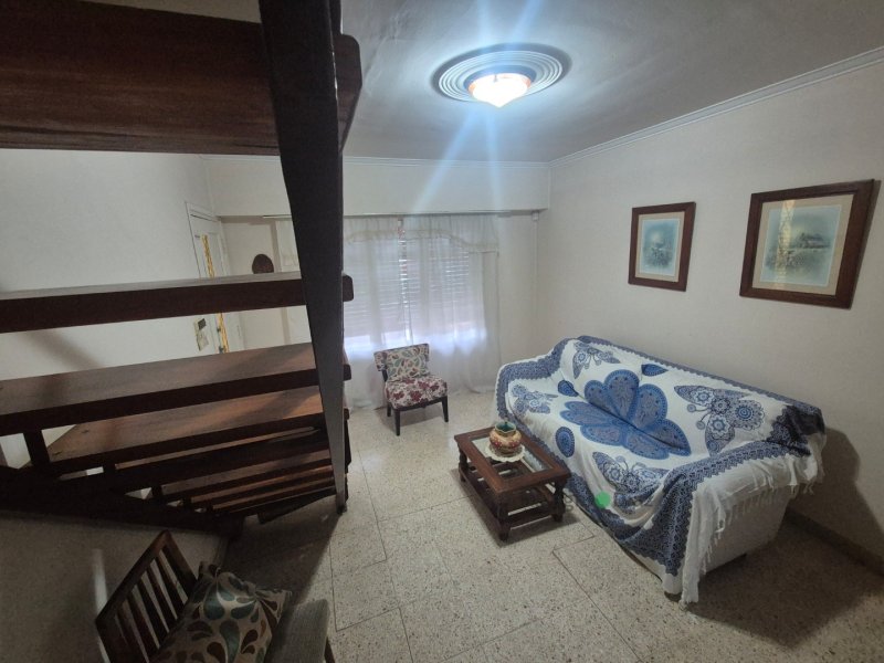 Casa en Venta APTA CREDITO HIPOTECARIO!! 3 dorm, 74m² — Basilico 1655