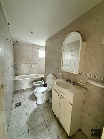 Departamento en Venta 1 Dormitorio 60m² en Alberdi 300