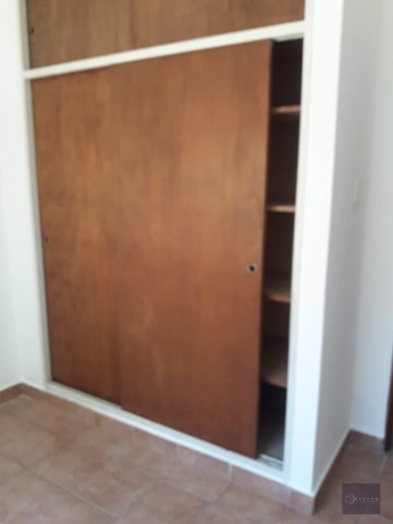 DPTO EN COMPLEJO UN DORM. ESTACIONAMIENTO COMUN