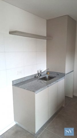 Depto 1 dorm, 1 baño, cochera, 1 año — Saavedra 753