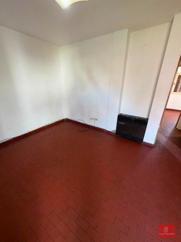 Departamento primer piso, 50m², 2 dorm, 1 baño, balcón