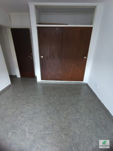 Departamento 1 dorm, 45m² con balcón — 25 de Mayo 48