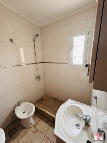 Depto 1 dorm, 45m² en 2° piso — Av. Falucho