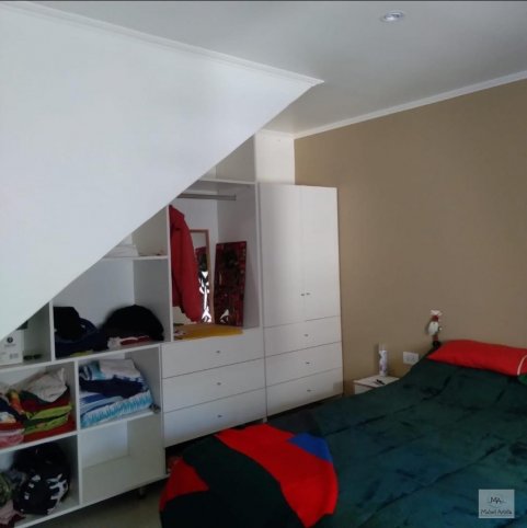 Casa 2 dorm, 120m² con cochera y pileta