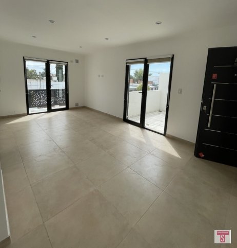Depto 1 dorm, 48m² con cochera — Cuba al 1200