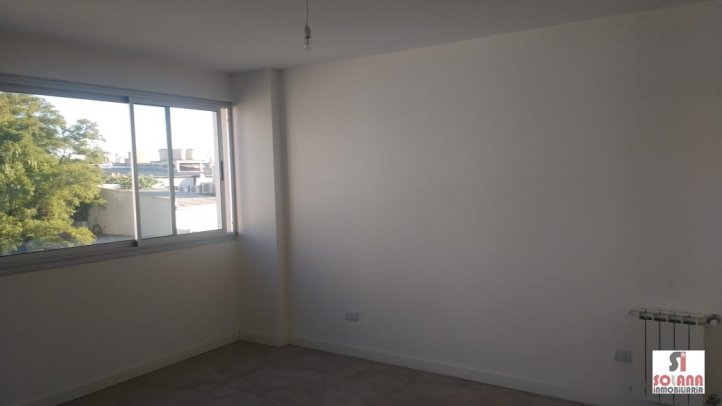 Depto monoambiente 28m² en primer piso con ascensor