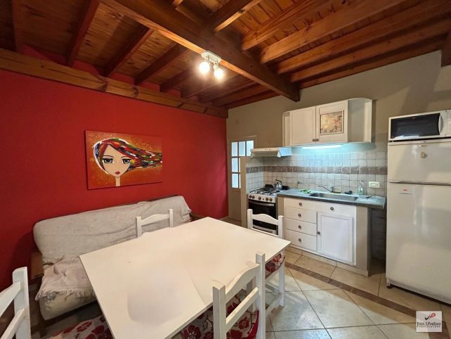 Dúplex en venta, 45m², 1 dormitorio, patio y estacionamiento