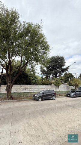 Lote en Venta Caseros 800 — 1877 m²