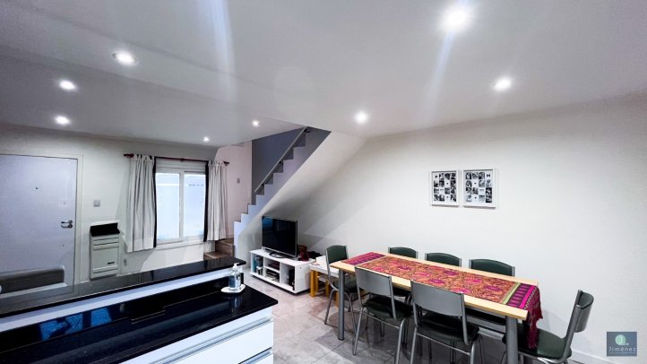 Depto en Dúplex 3 amb, 68m² con garage — Ezeiza 1557