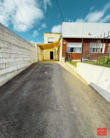 Casa 2 dorm, 105m² en Cuba 1500 con garage