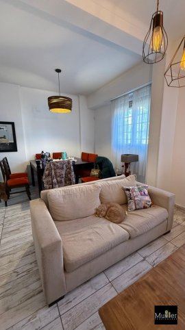 Depto en Venta 2 dorm, 1 baño, Cochera — Sarmiento al 200