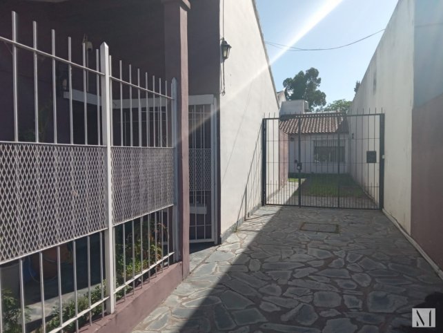Casa en Venta 11 de Septiembre al 500, 65m², 2 dorm, 1 baño, garage