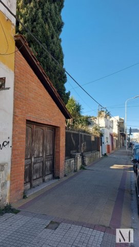 Casa en Venta Rodriguez al 1300, 3 dorm, 107m², Lote de 555,76m²
