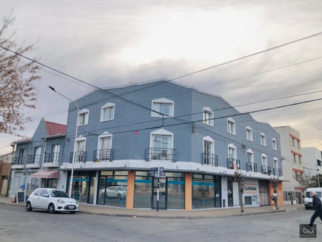 Esquina PINTO y SAAVEDRA