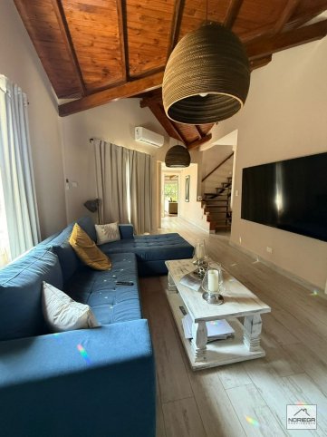 Casa en Venta Zona Don Bosco, 316m², 4 dorm, 4 baños, garage