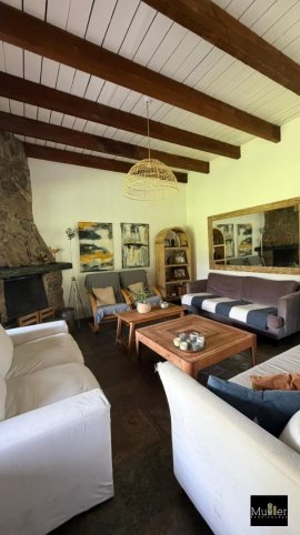 Casa 3 dorm, 300m² en Chacras del Golf con garage para 3 autos