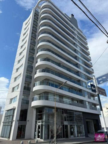 Depto 3 dorm, 120m² en San Martín y Paz con cochera