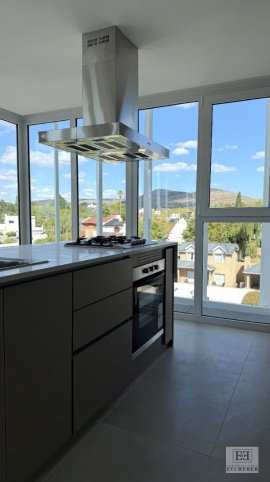 Depto 3 dorm, 120m² en Av. Avellaneda con cochera