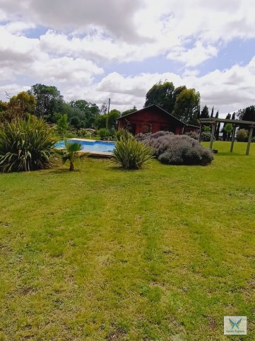 Casa 6 dorm, 228m² con pileta — Peñasco y Giaconi