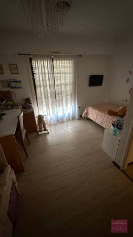 Casa 4 dorm, 250m² en Barrio Cerrito con garage