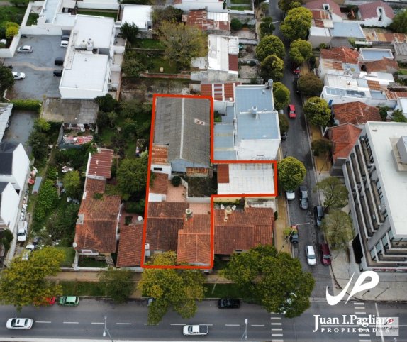 Casa en Venta Av. Avellaneda 1200